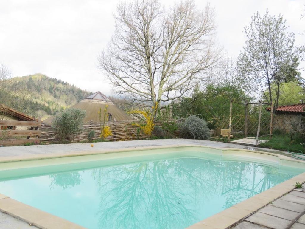 Tente Suspendue Au Coeur De La Foret Sainte-Croix-Volvestre Exterior foto